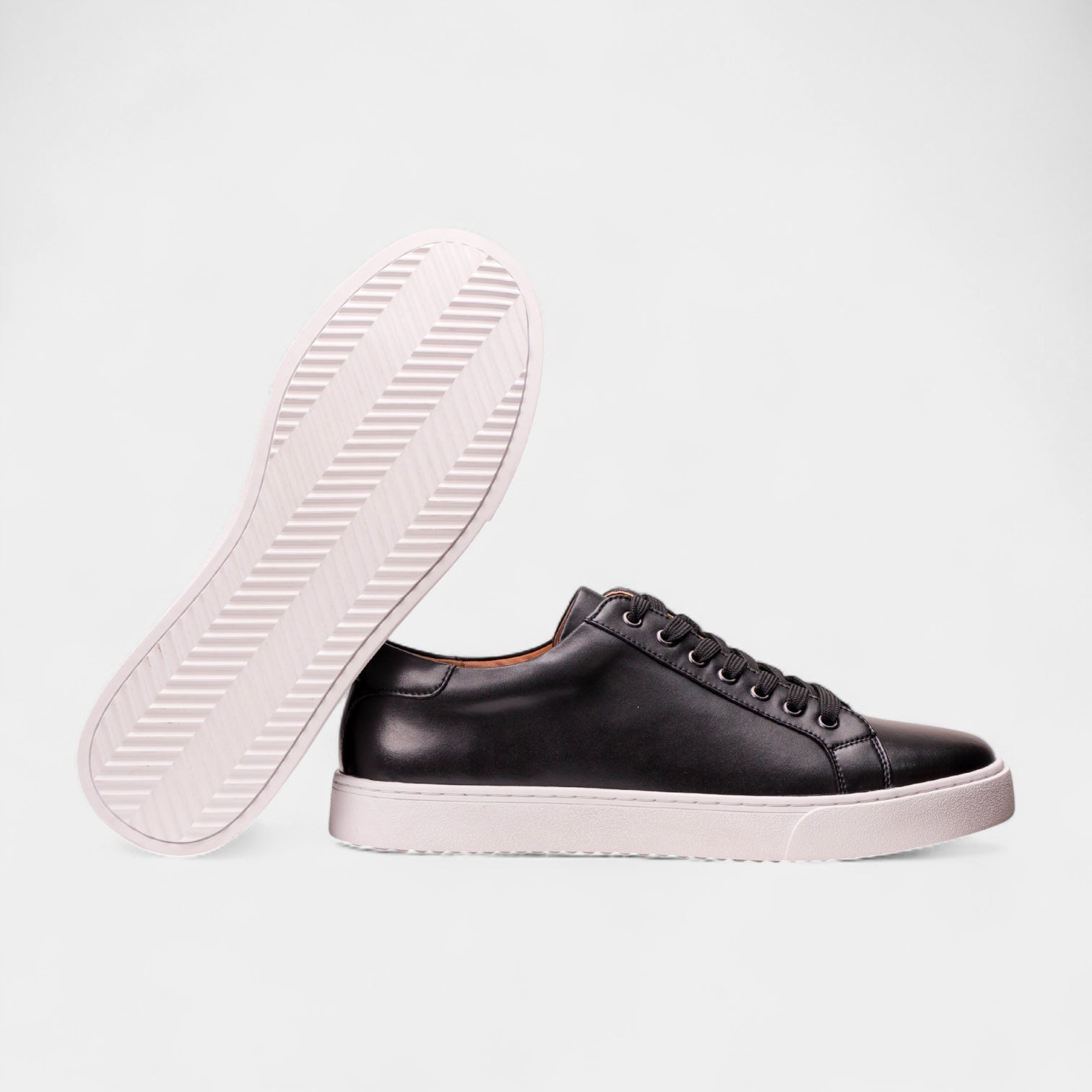 Low-Top Leather Sneakers Lace-Up Cushioned for Men