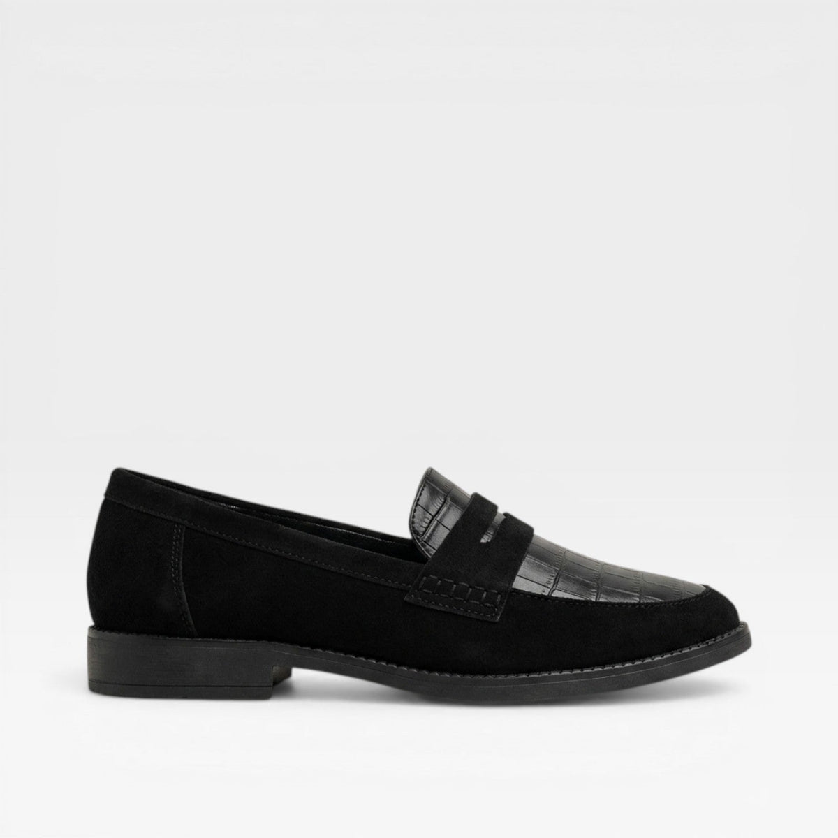 Women's Croc-Embossed Slip-On Comfort Loafers