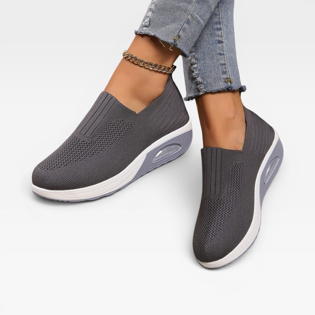 Women's Lightweight Breathable Slip-On Walking Sneakers