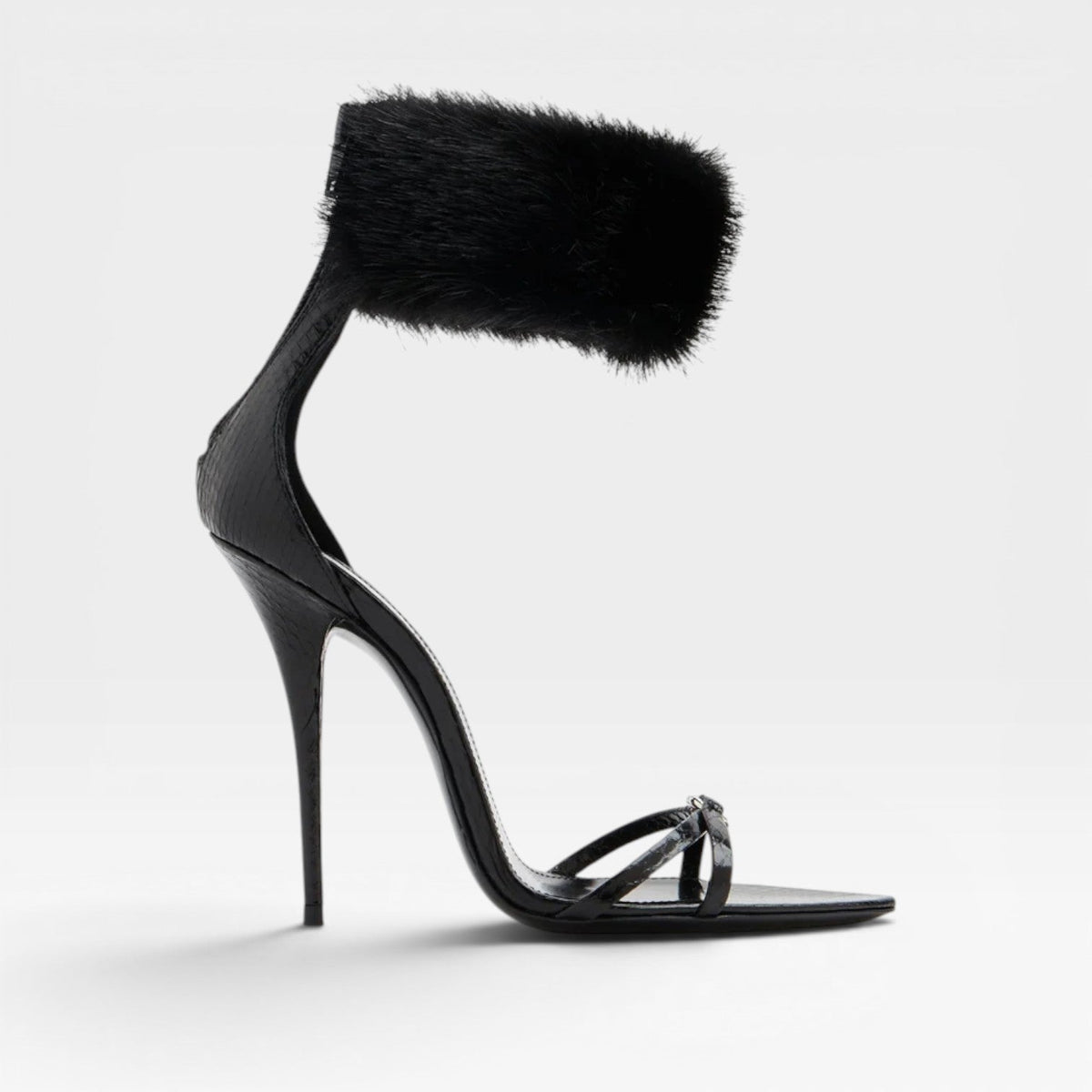 Women's Pointed Toe Ring Detail Sandals