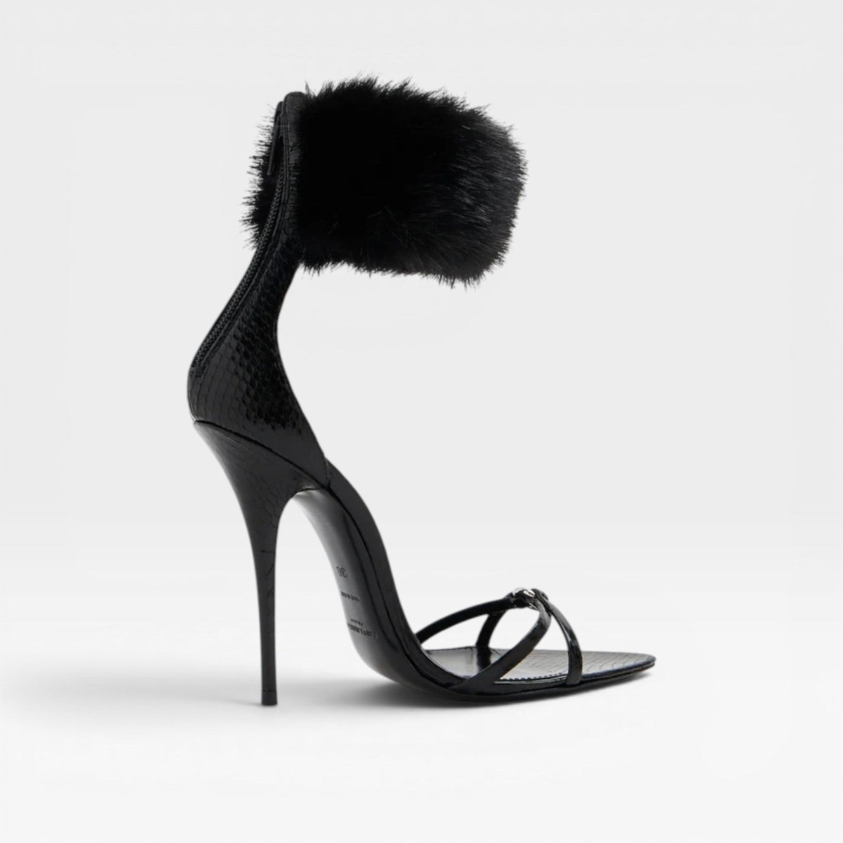 Women's Pointed Toe Ring Detail Sandals