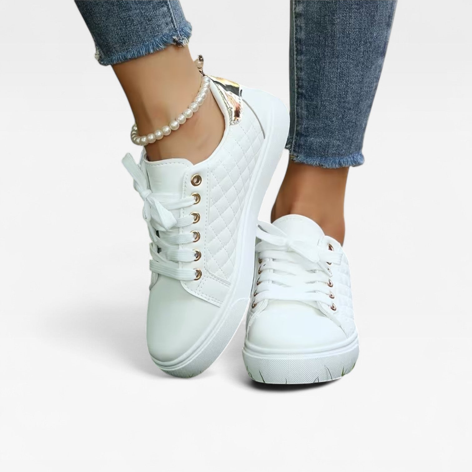 Women's Lightweight Lace-Up Casual Sneakers