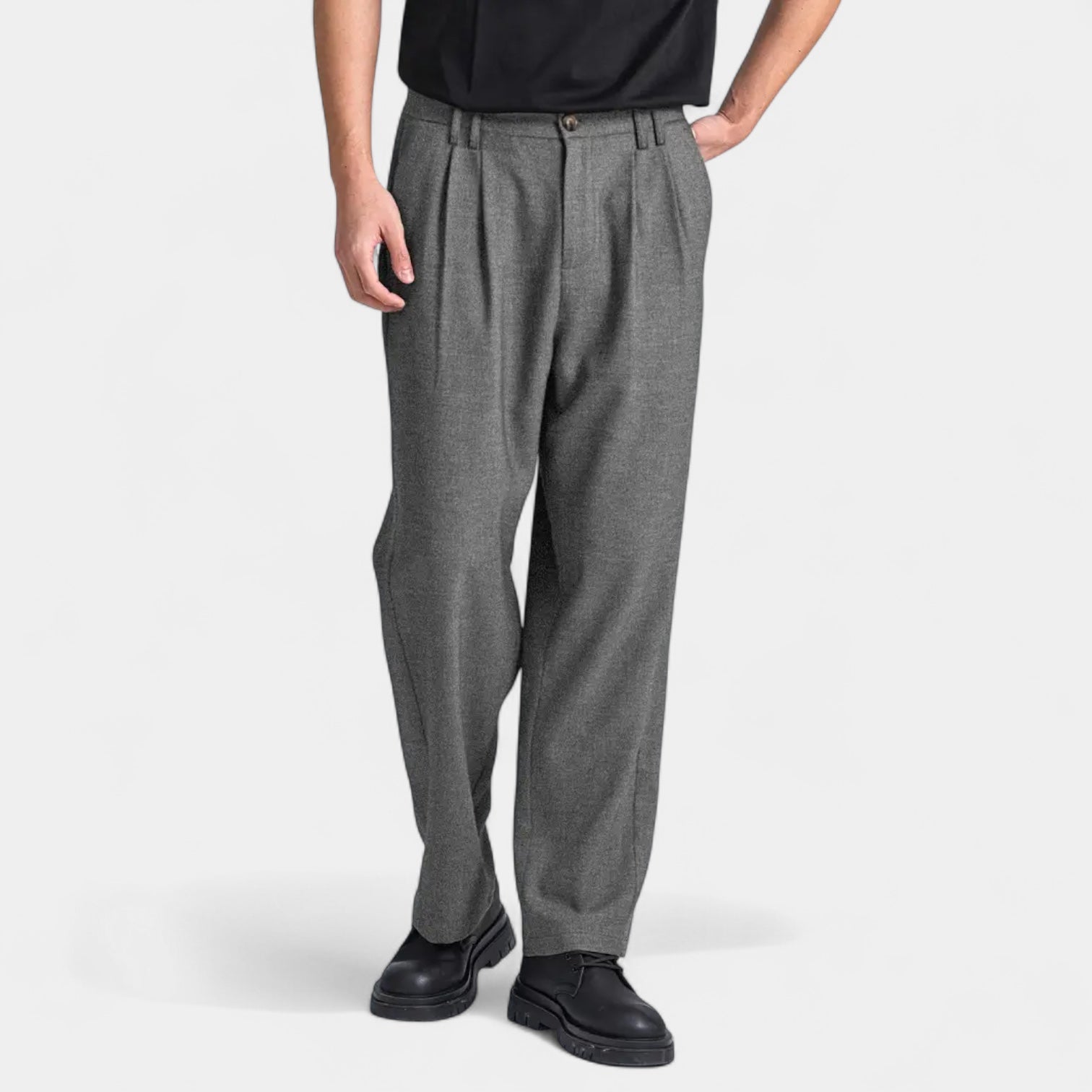 Wool-Blend Pleated Trousers Relaxed Straight Fit for Men