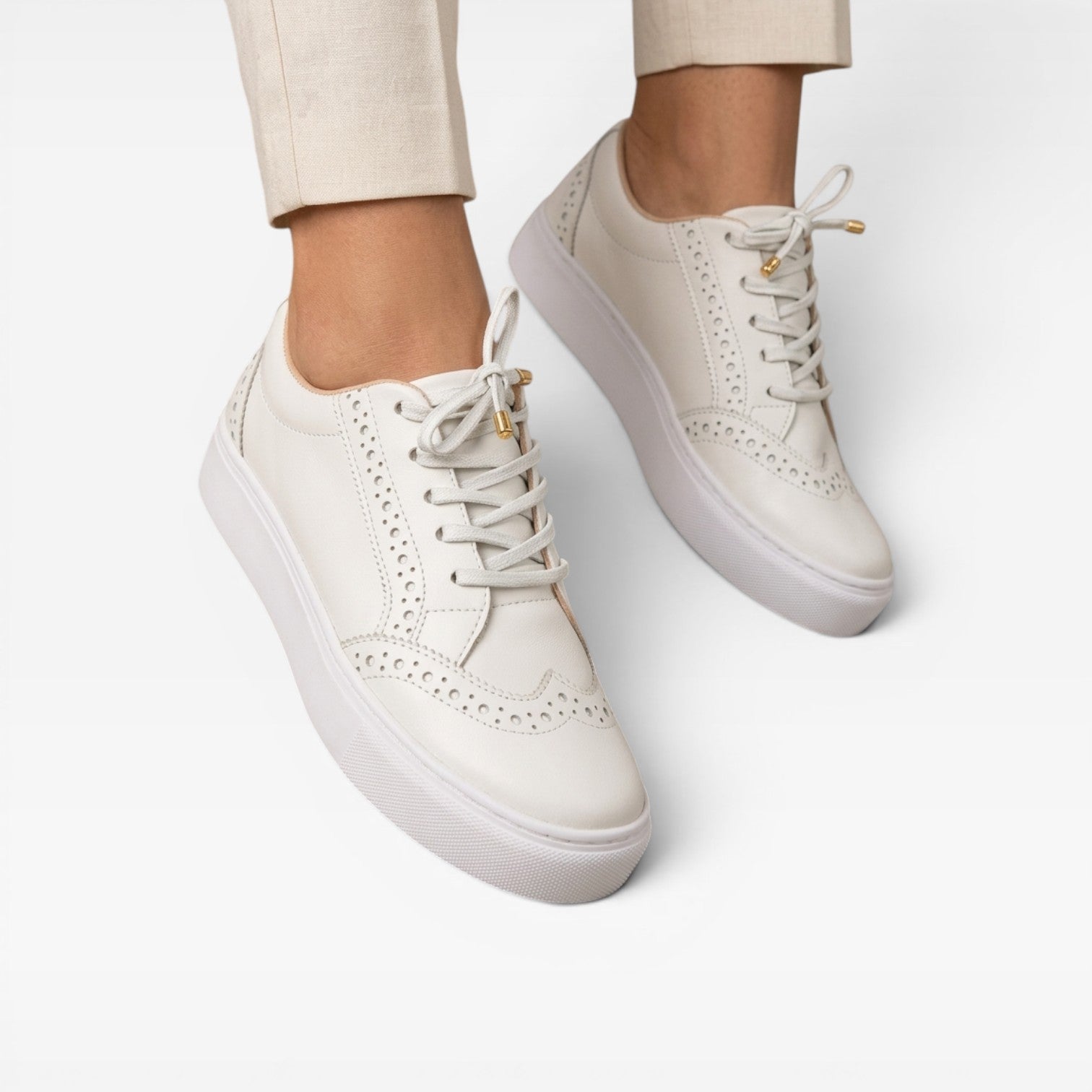 Women's Lace-Up Brogue Platform Trainers