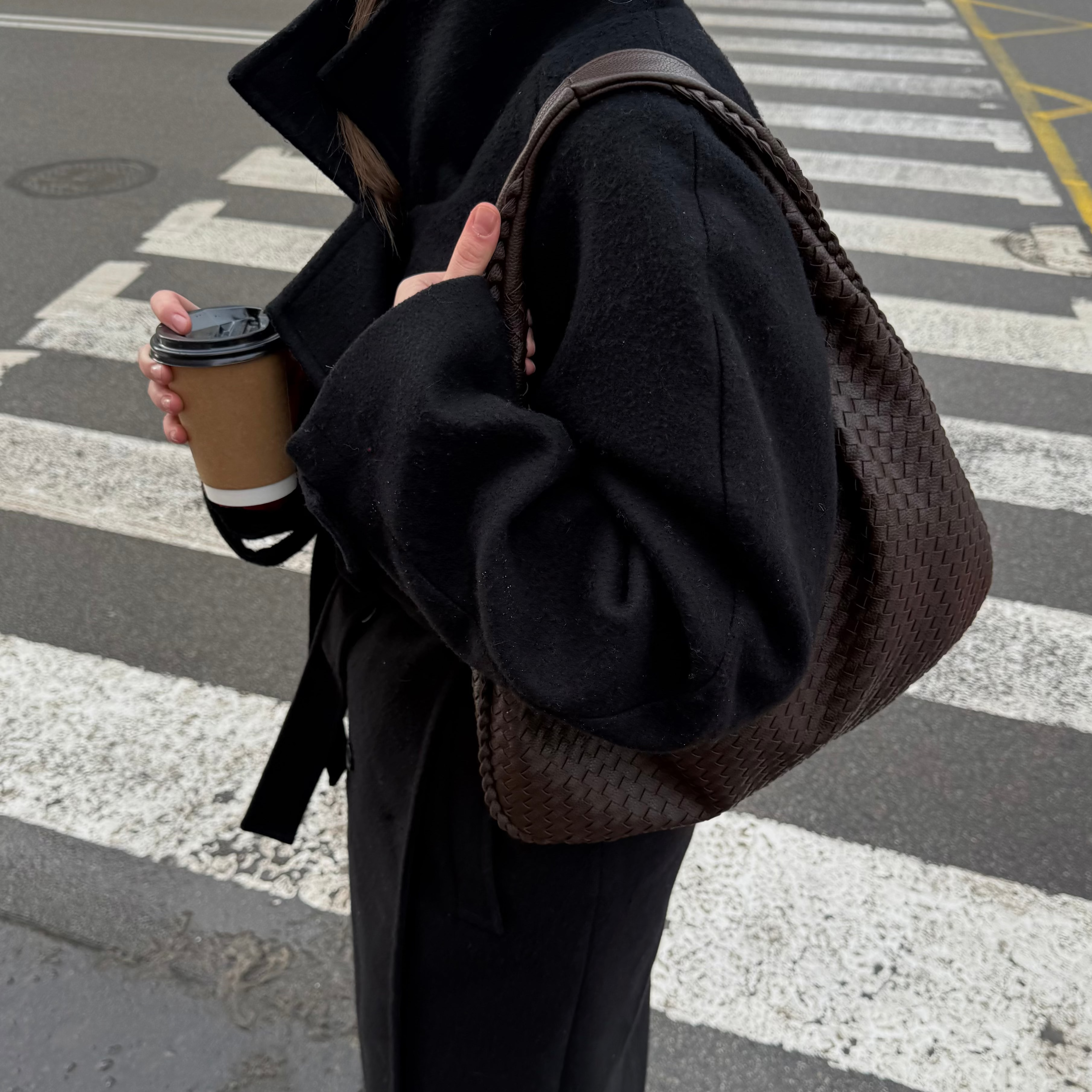 Women's Woven Oversized Shoulder Bag