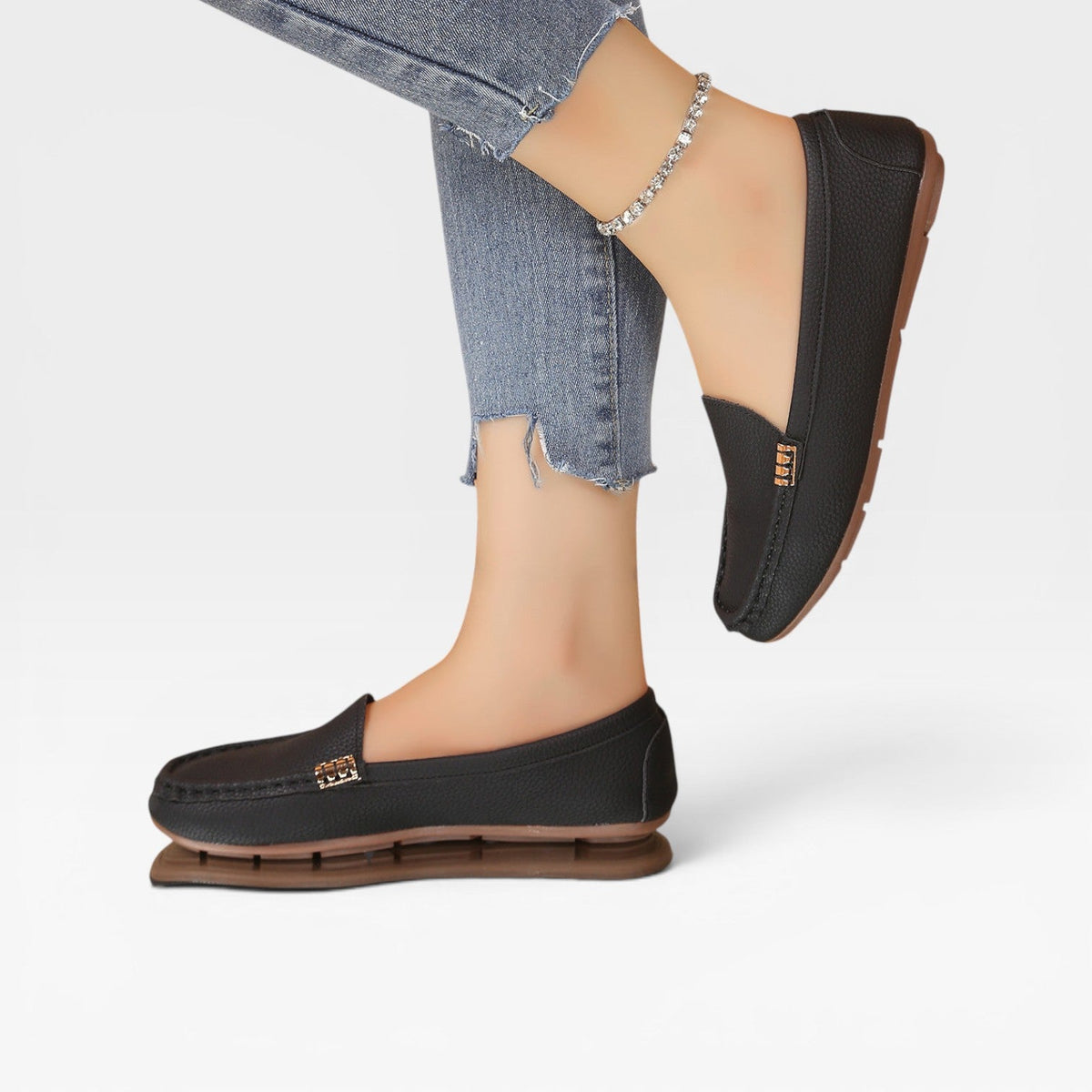 Women's Leather Bit Buckle Loafers