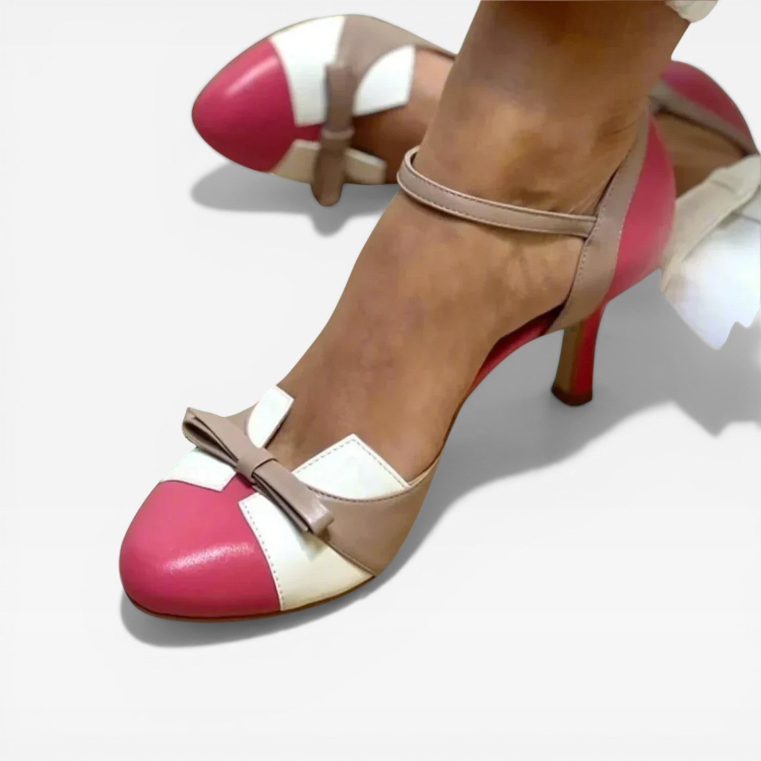 Women's Two-Tone Kitten Heel Mary Jane Pumps