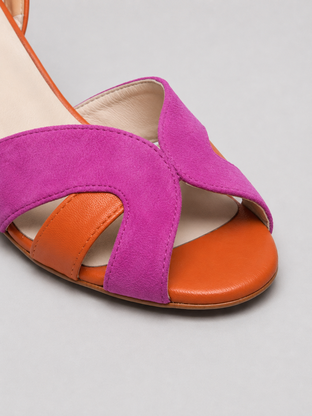 Women's Crossover Strap Block Heel Sandals