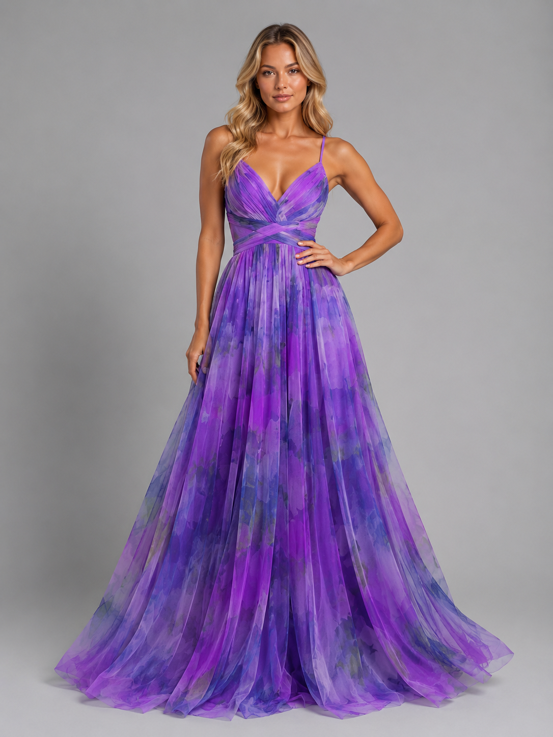 Women's Floral V-Neck Maxi Dress with Flowing Skirt