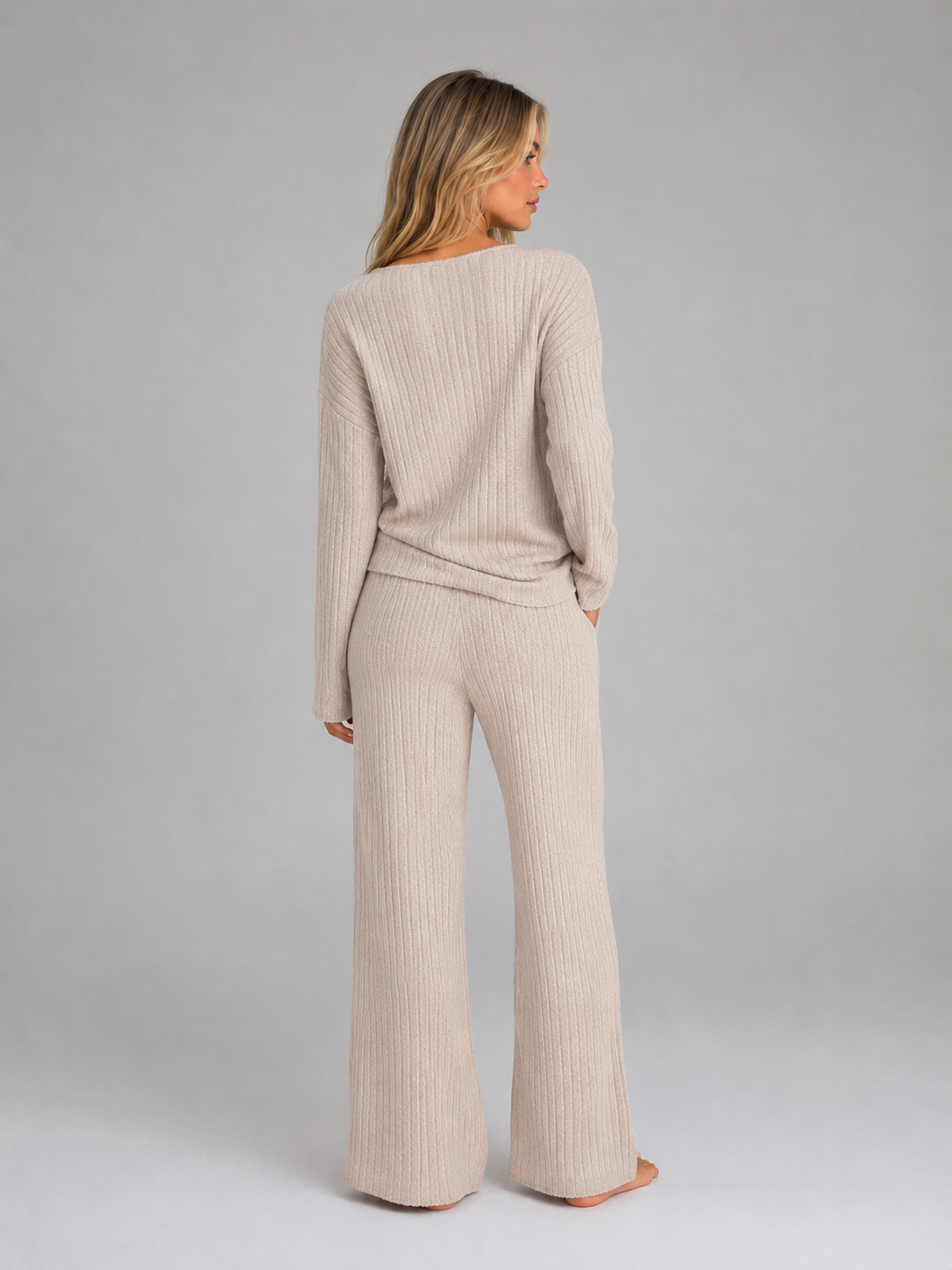Women's Ribbed Knit V-Neck Lounge Set