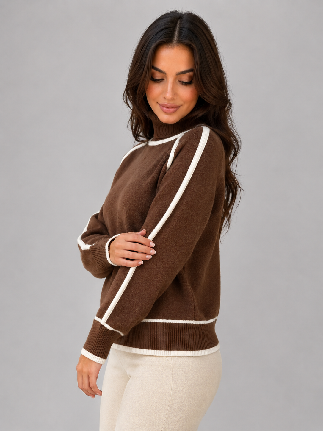 Women's Roll Neck Contrast-Trim Jumper