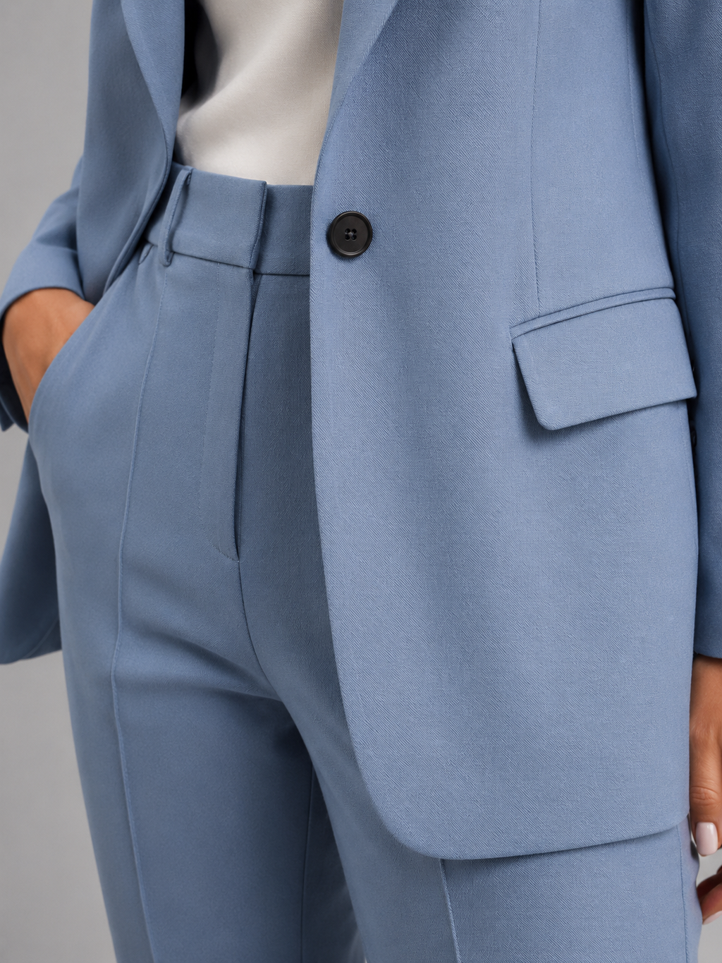 Women's Tailored Blazer and High-Waist Trousers Set