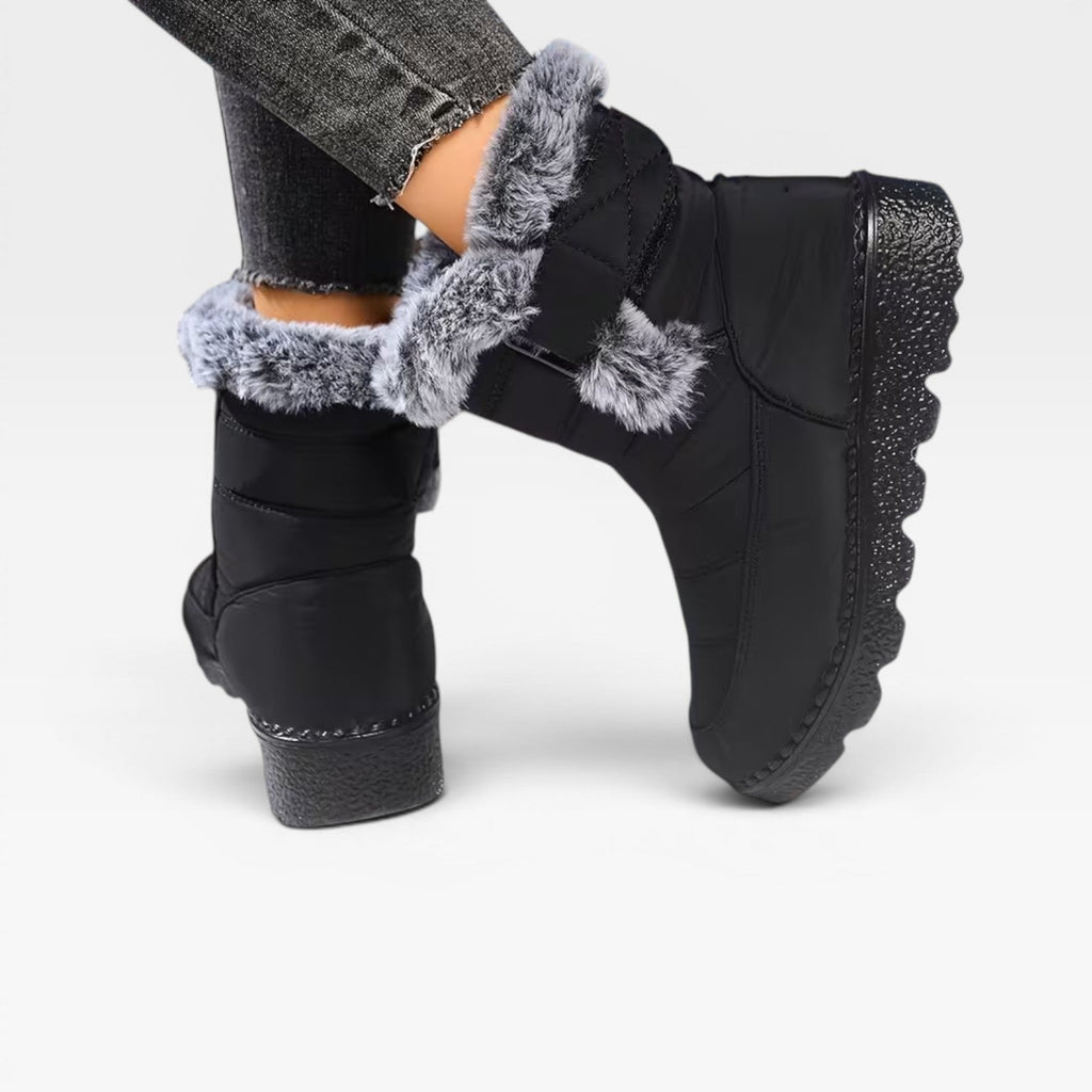 Women's Quilted Faux Fur Snow Boots