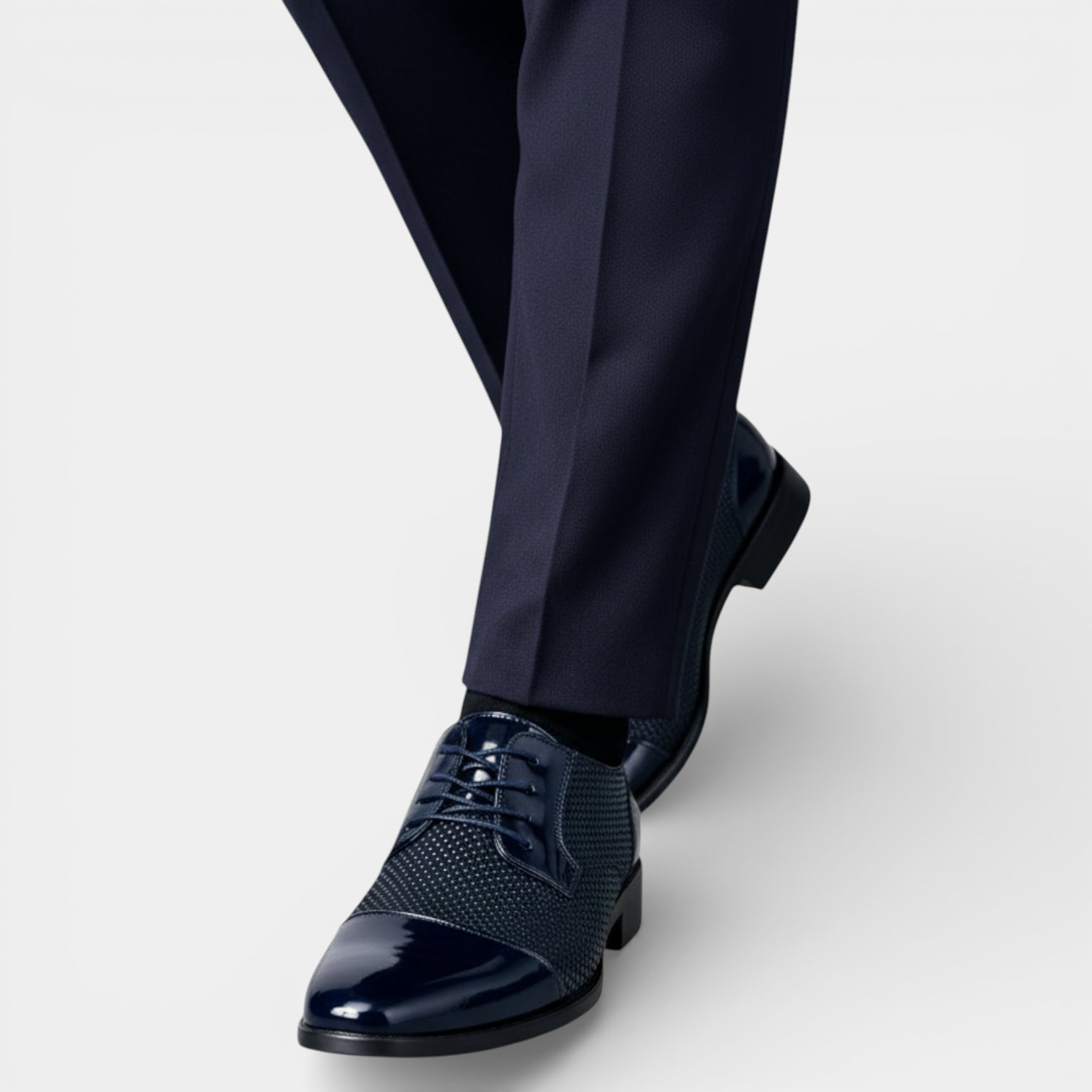 Lace-Up Dress Shoes Textured Upper Sleek for Men