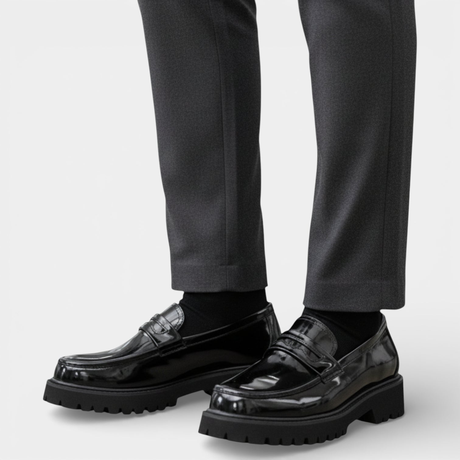 Slip-On Loafers Chunky Sole Vamp Strap for Men