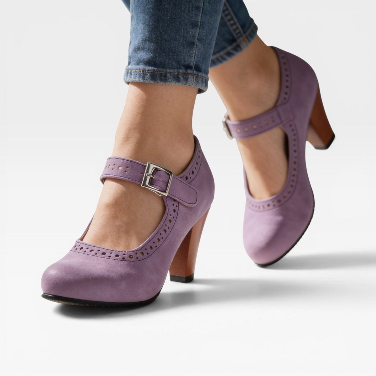 Women's Vintage Brogue Mary Jane Pumps