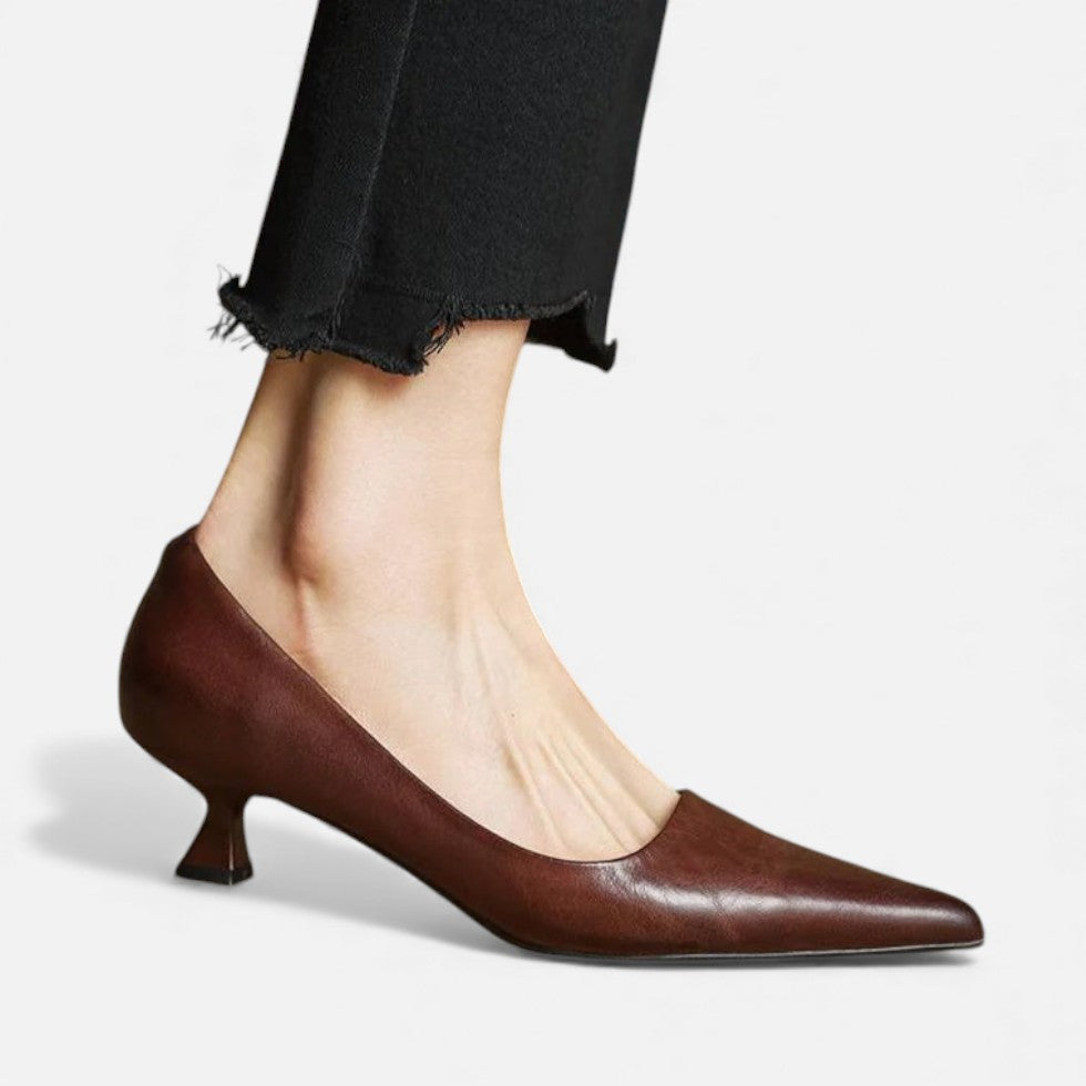 Women's Leather Kitten Heel Pointed-Toe Pumps