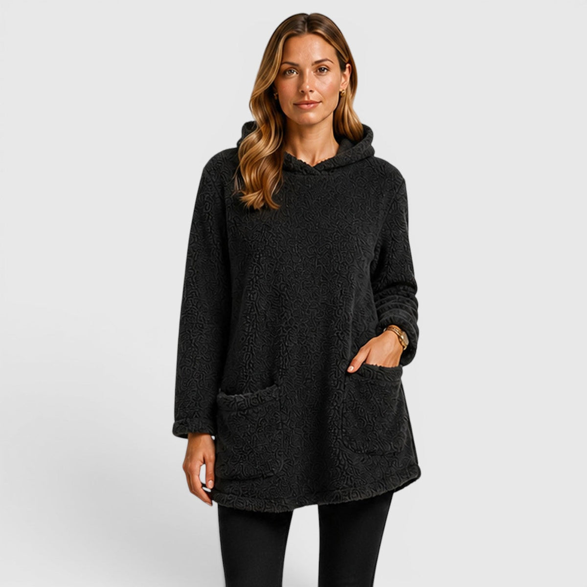 Women's Plush Hoodie for Cold Weather Comfort