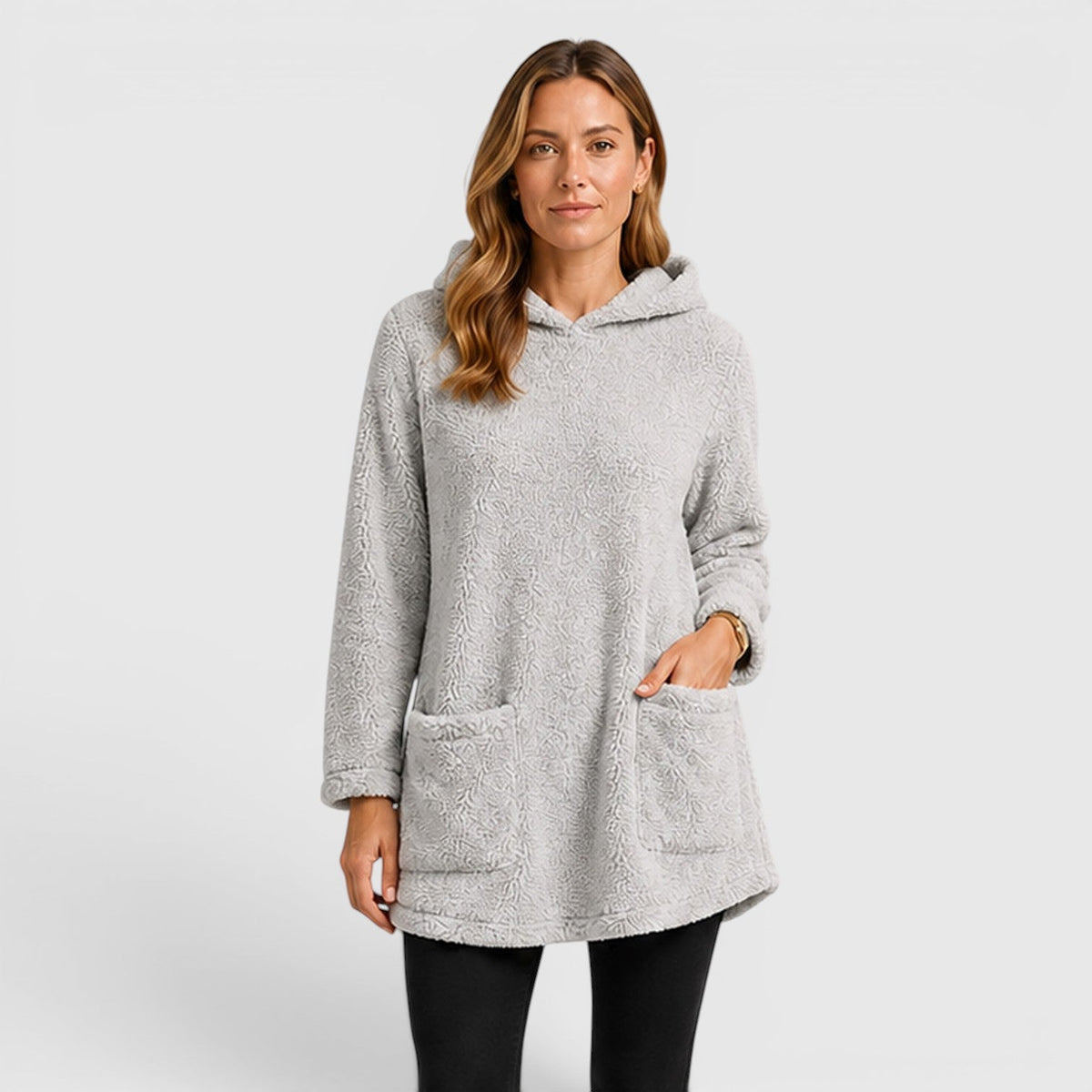 Women's Plush Hoodie for Cold Weather Comfort