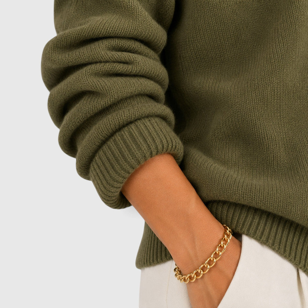 Women's Soft V-Neck Jumper for Everyday Wear
