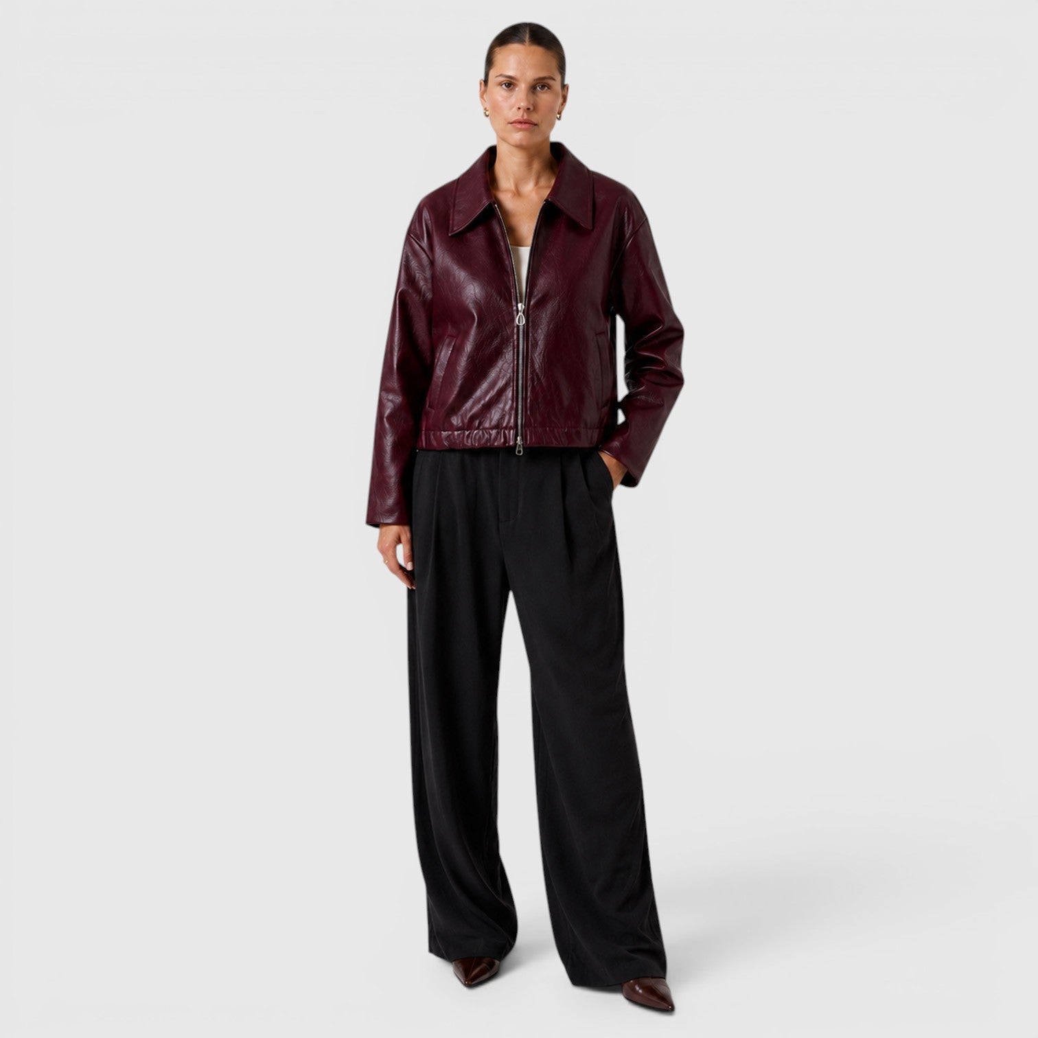 Women's Zip Leather Jacket with Pockets for Smart Casual Style