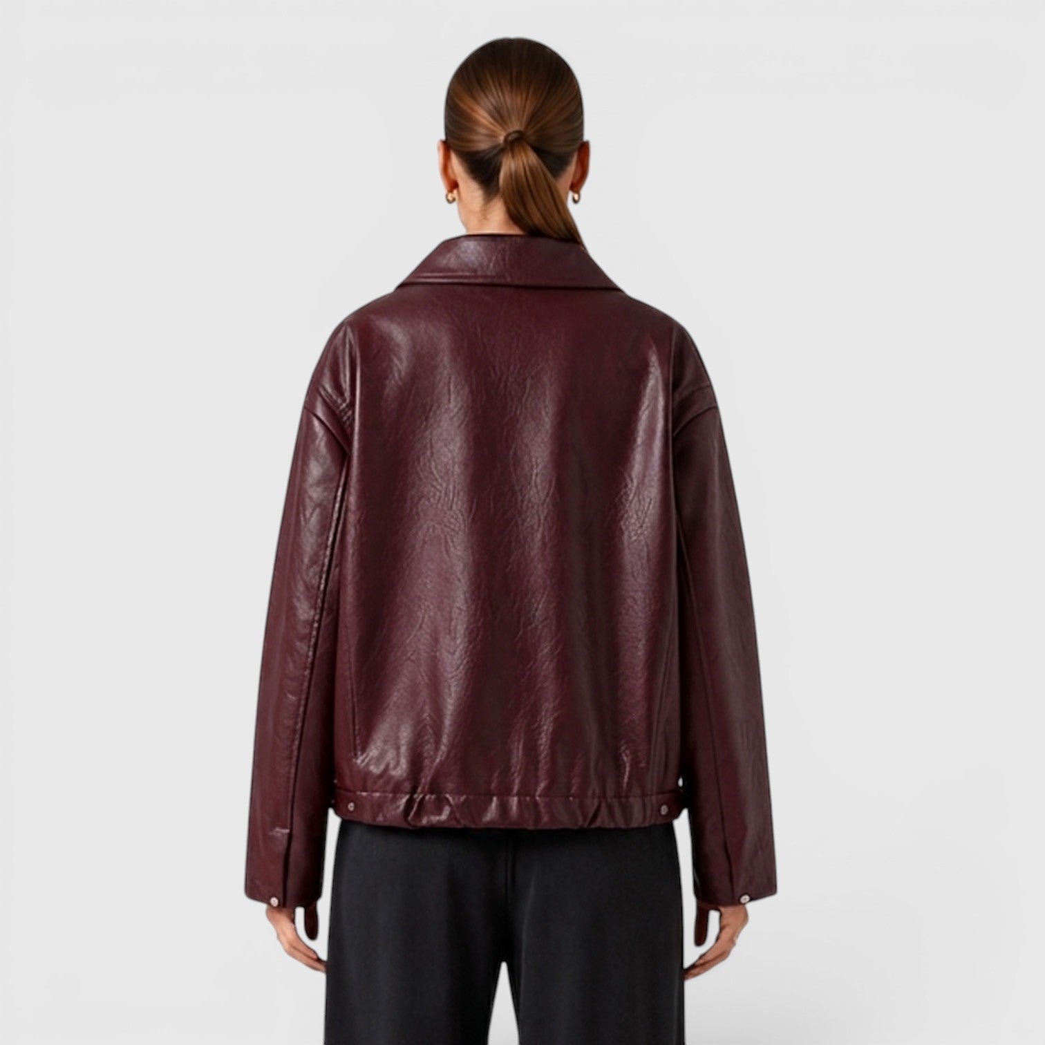 Women's Zip Leather Jacket with Pockets for Smart Casual Style