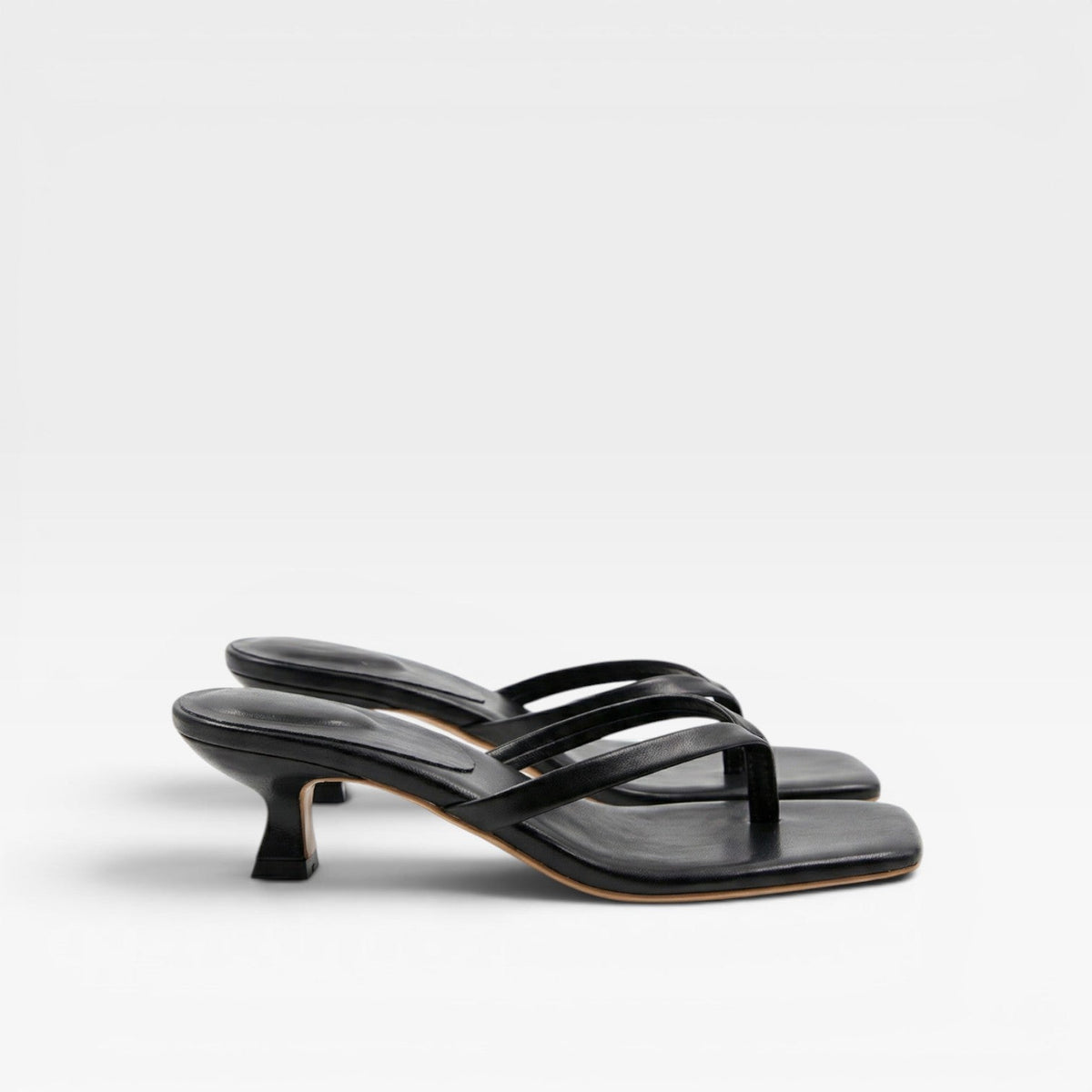 Women's Leather Thong Kitten-Heel Mules