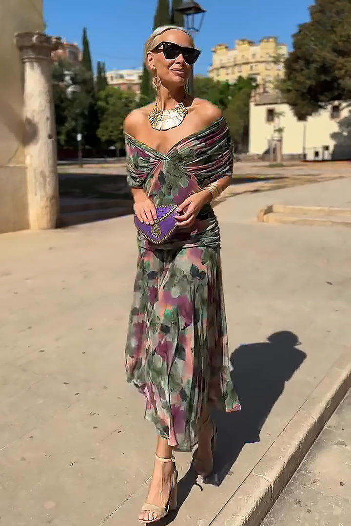 Women's Gradient Pleated Maxi Dress with Flowing Movement